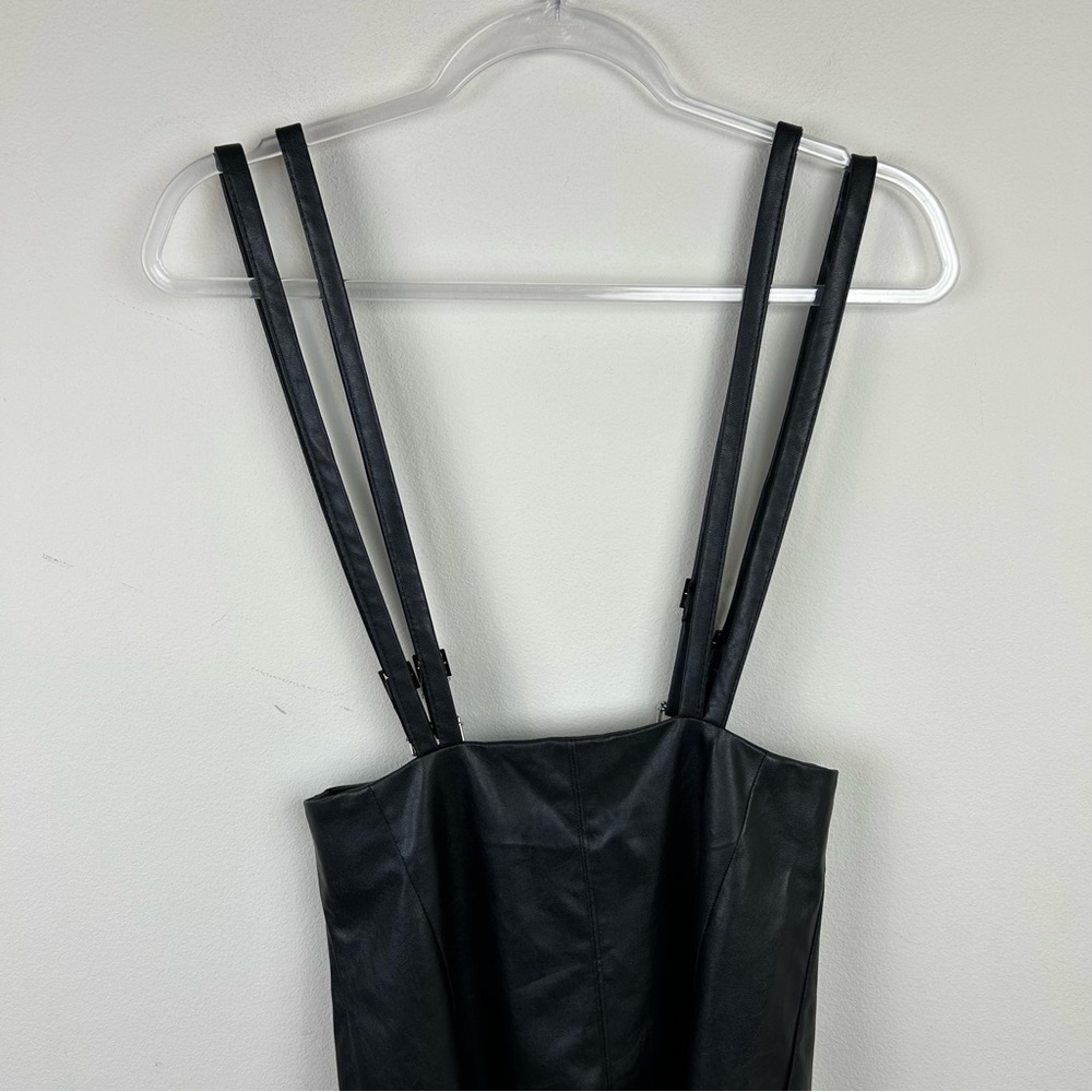 NWT SHEIN X Ji Yeon Lee Double straps slit hem PU leather pinafore skirt size: M - Picture 3 of 11